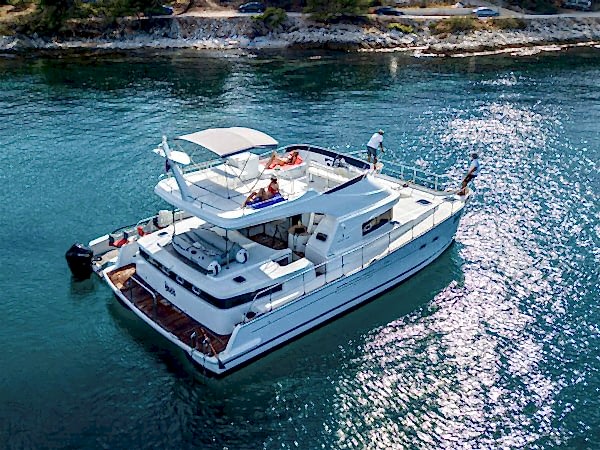 Lagoon 44 power catamaran yacht charter marina del rey CA